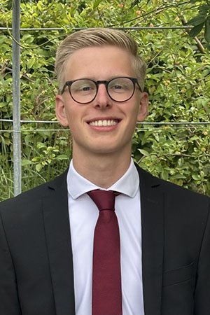 Portr&auml;t von Vinzent Steinberg von M&uuml;ther-Bestattungen in G&uuml;tersloh